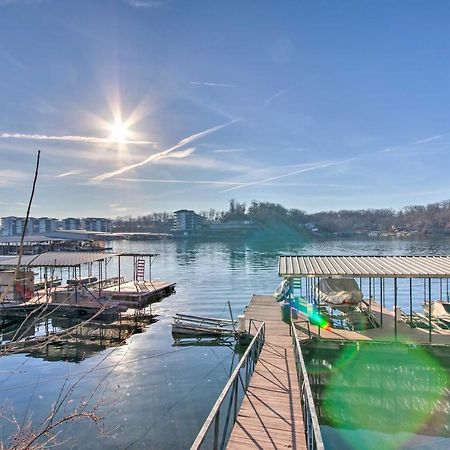 Waterfront Townhome With Private Dock And Lake Views Лейк Озарк Екстериор снимка