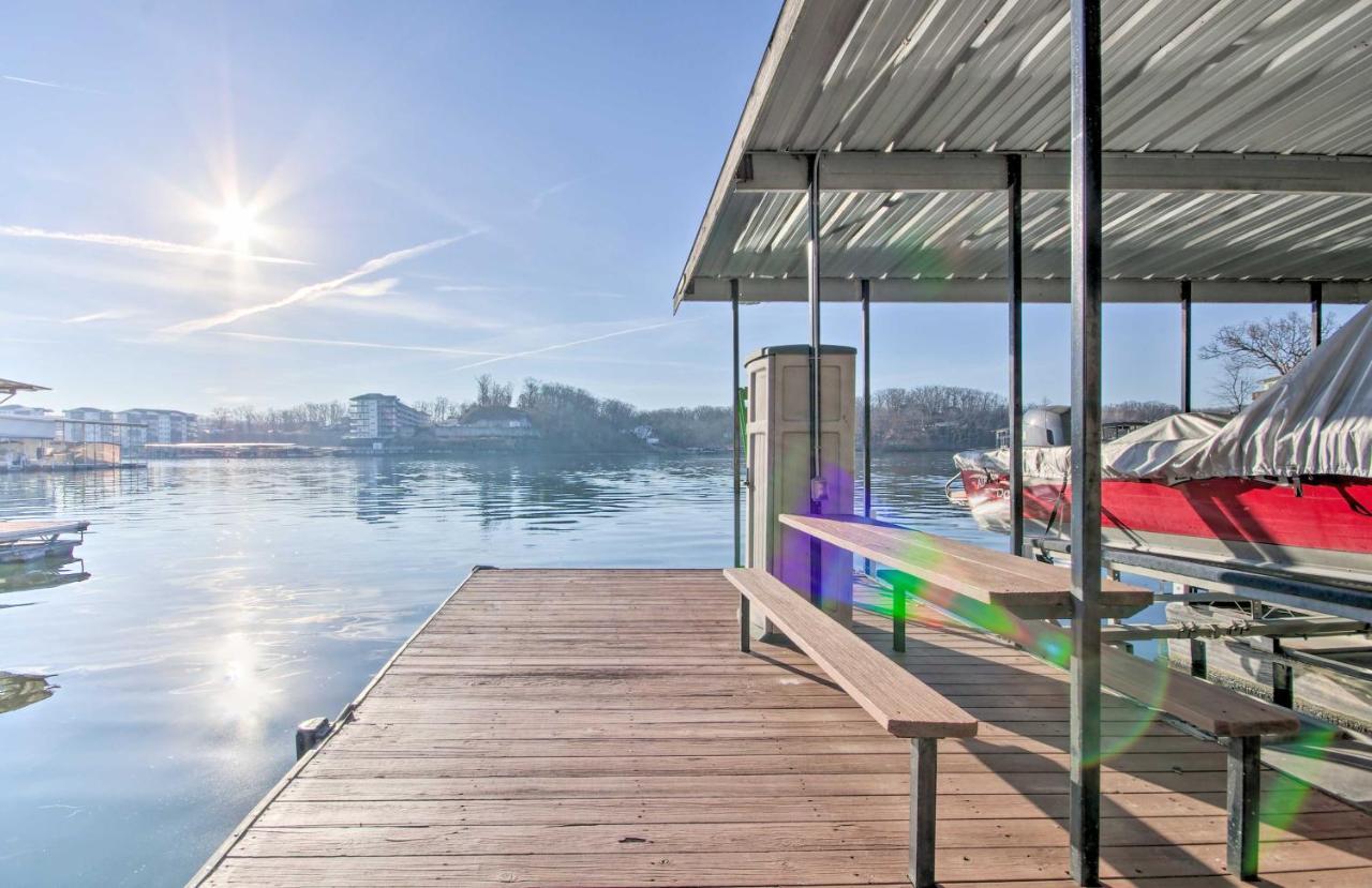 Waterfront Townhome With Private Dock And Lake Views Лейк Озарк Екстериор снимка